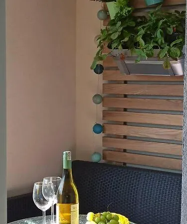 Comfy, Familly Friendly Apartment. Balcony. Garage. Warschau Exterior foto