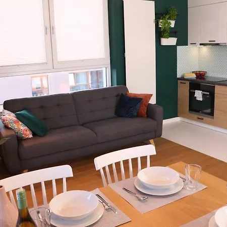 Comfy, Familly Friendly Apartment. Balcony. Garage. Warschau Exterior foto