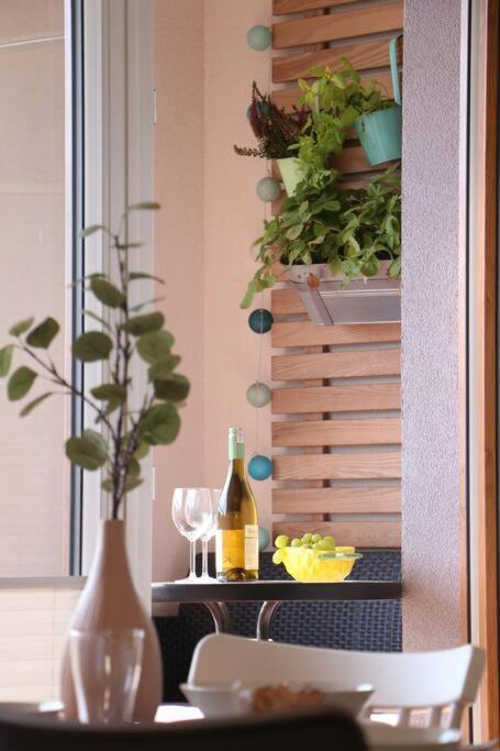 Apartment Comfy, Familly Friendly Apartment. Balcony. Garage. Warschau